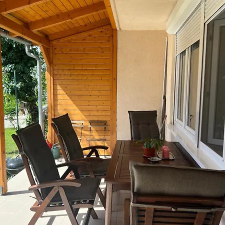 Jo Hely Apartment Balatonalmadi Exterior photo